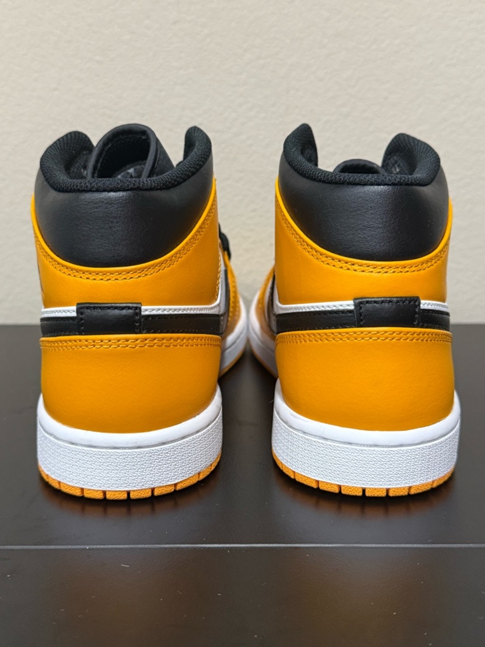 Size 8.5 - Air Jordan 1 Mid “Reverse Yellow Toe” - Picture 5 of 6